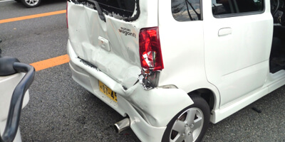 愛車のキズ・ヘコミの修理いたします